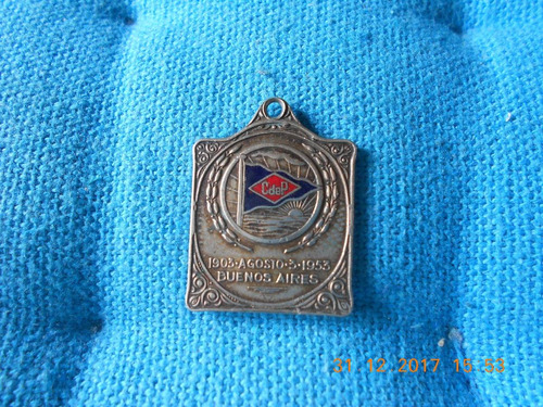 Medalla Club De Pescadores De Bs.as. 1903 - 1953 - Esmalte