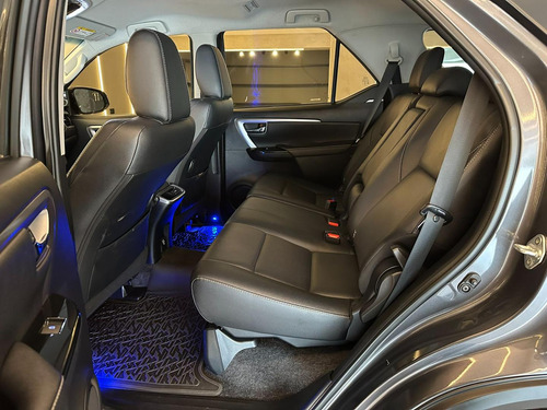Toyota Hilux Sw4 Srx 4x4 2.8 Tb 4p Diesel