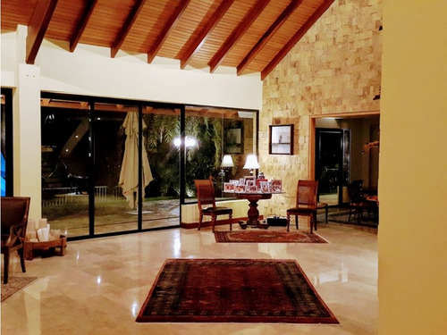 Se Vende Casa 620m2 5h/6b/7p Sartenejas