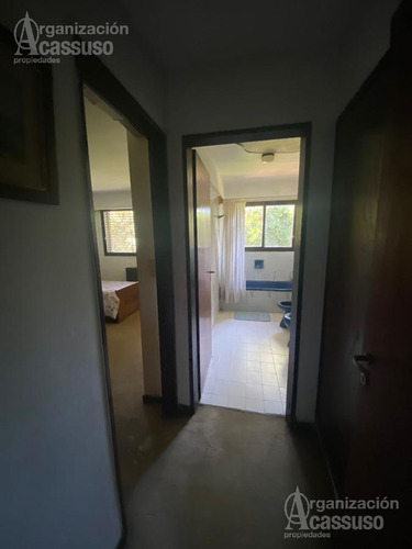 Casa / Lote Venta - Acassuso Av. Libertador Hacia Solís