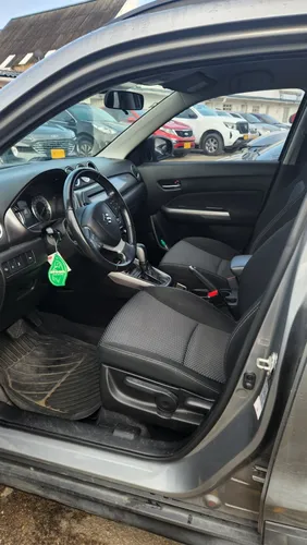 Suzuki Vitara Live Automática 4x2