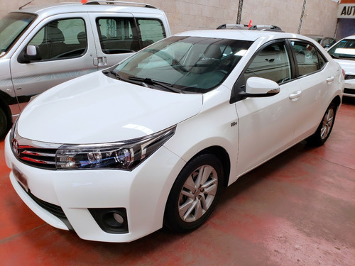 Imagen 1 de 16 de Toyota Corolla 2015 1.8 Xei Cvt 140cv