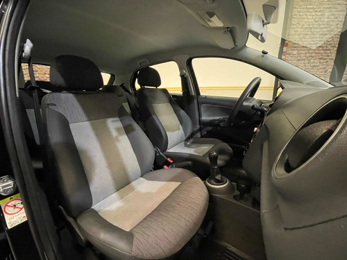 Volkswagen Gol Trend 1.6 Pack I 101cv 2014