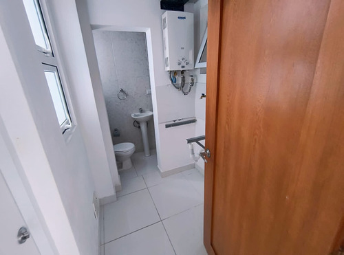 Apartamento En Renta Ubicado En La Av. Hispanoamericana