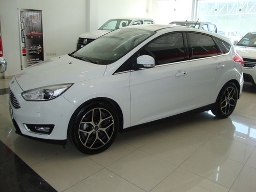 Ford Focus 2.0 Titanium At 5p
