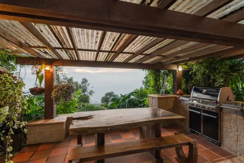 Casa En Venta En Las Palmas. Cod V11168