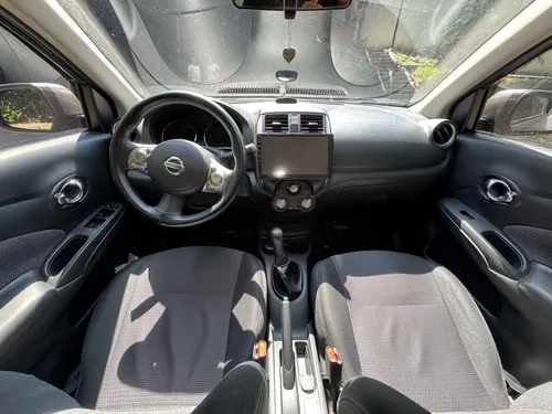 Nissan Versa Advance 1.6 Mt