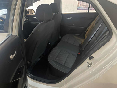 Imagen 9 de 12 de Kia Rio 2020 1.6 L Sedan At