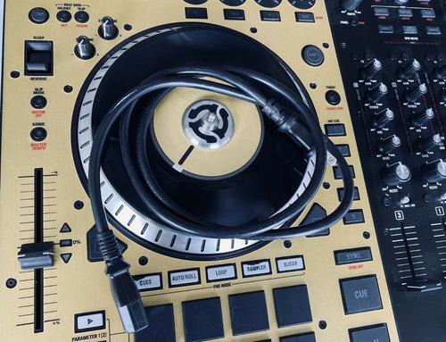 Imagen 3 de 3 de Numark Ns7iii 4-channel Motorized Dj Controller