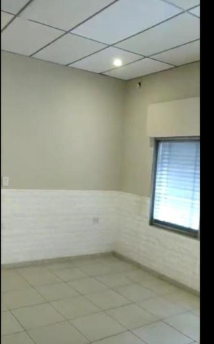 Imagen 11 de 24 de Casa 4 Dormitorios En Av. Freyre - Santa Fe