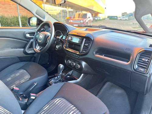 Fiat Toro 1.8 Endurance 16v Flex 4x2 Aut. 4p