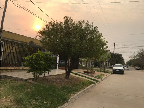 Terreno Con Casa A Reciclar