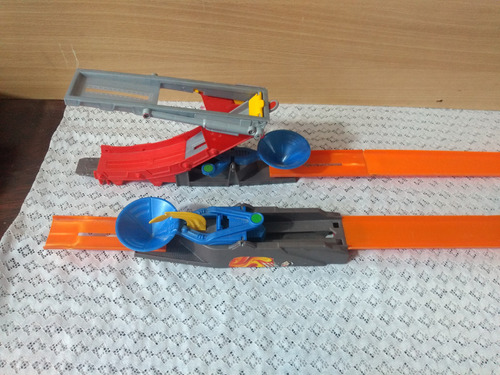 Pista Hot Wheels Trick Tracks