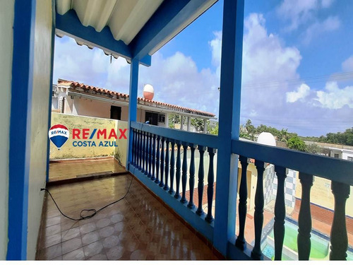 Imagen 13 de 14 de Remax Vende Casa En Av Pricipal De Chichiriviche Con Potenc