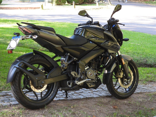 Rouser Bajaj Ns 200