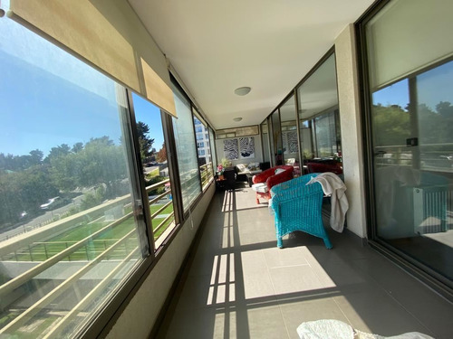 Departamento, 4 Dormitorios, 3 Baños,2 Estacionacionamientos