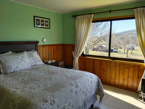 Parcela Con Casa, 4 Dorm Y 4 Baños, Huellanto, Gorbea