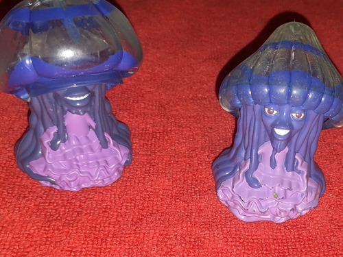 2 Figuras De Óscar El Espanta Tiburones De Uso