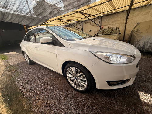 Ford Focus III 2.0 Sedan Se Plus Mt