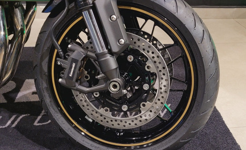 #006 - Kawasaki Z900rs Cafe 2024 - 0km - Últimas Unidades