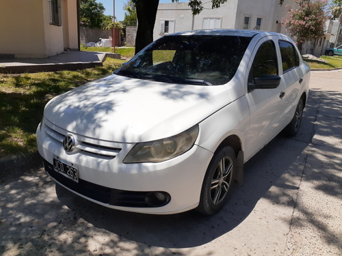 Volkswagen Voyage 1.6 Advance