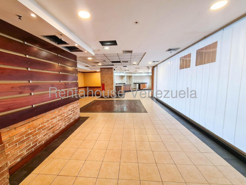 Local Comercial En Alquiler En Millenium Mall Dois Caminos