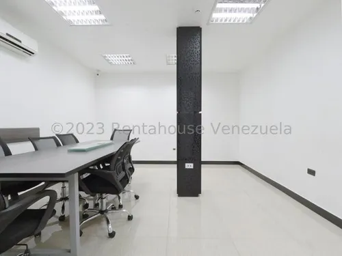 Estefani Salon Vende, Extraordinario Edificio Comercial En Centro Barquisimeto , Lara Mls #25-4020