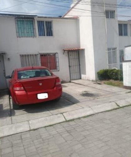 Imagen 5 de 13 de Hermosa Casa En Remate Bancario En Metepec Jls