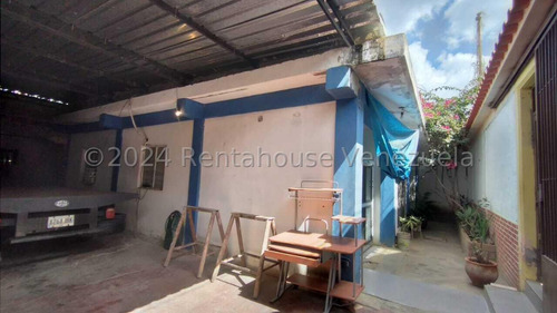 José Trivero Vende Hermosa Y Amplia Casa En Cabudare