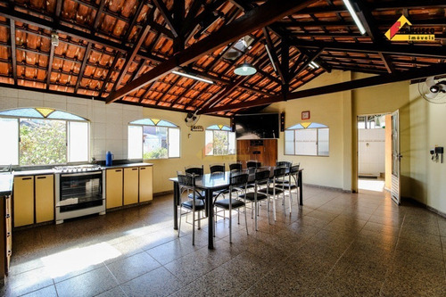 Imagem 24 de 27 de Casa Para Aluguel, 5 Quartos, 2 Suítes, 1 Vaga, São Sebastião - Divinópolis/mg - 34674