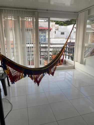 Casa De 3 Piso