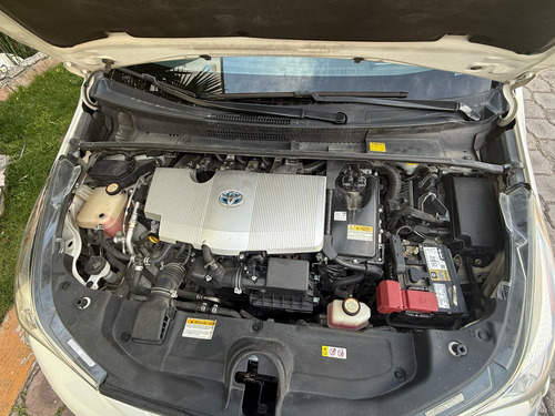 Toyota Prius 1.8 Premium Cvt