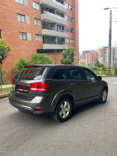 Dodge Journey Se Automatica 2.4 5 Puestos