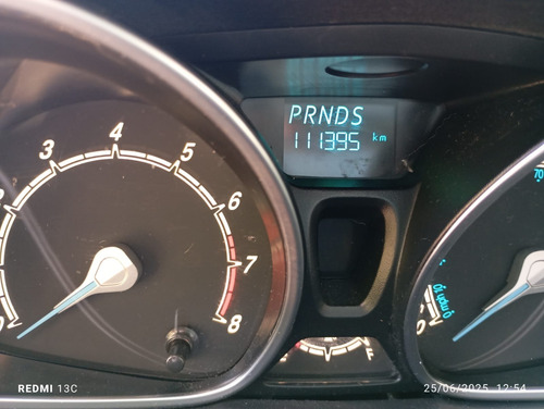 Ford Fiesta Kinetic 1.6 Titanium Powershift 120cv