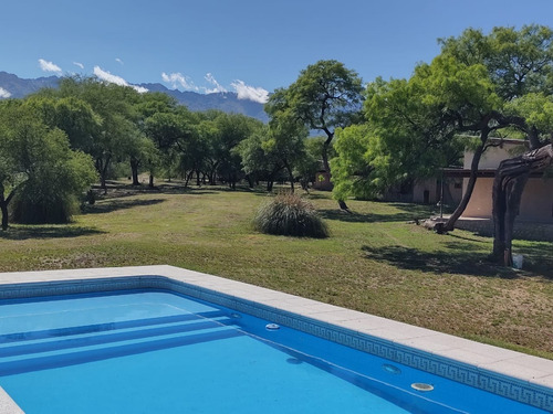Imagen 10 de 13 de Casa De Campo Tipo Loft. En Villa De Las Rosas, Córdoba (traslasierra) Con Amplio Parque Y Pileta A Pocas Cuadras Del Centro.