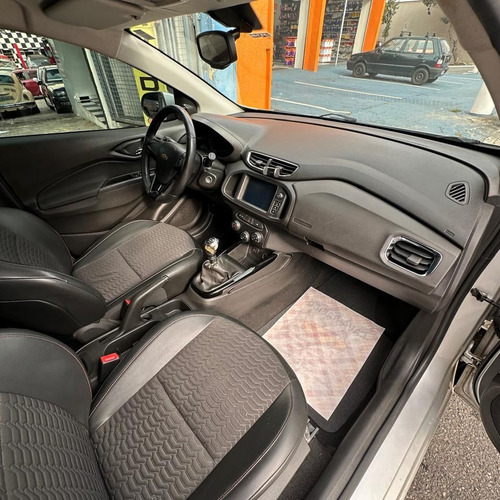 Chevrolet Onix ONIX HATCH LTZ 1.4 8V FLEXPOWER 5P AUT.