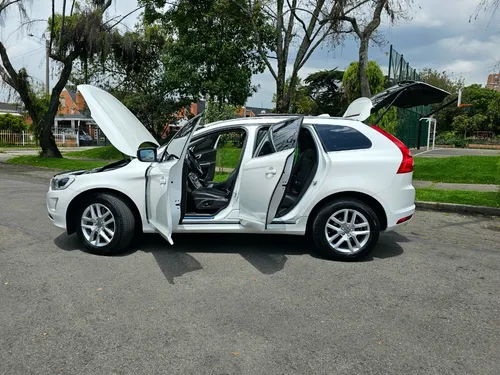 Volvo XC60 2.0 T5 Awd Momentum