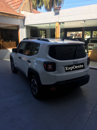 Imagen 2 de 8 de Jeep Renegade Sport Plus 2017 Expoeste
