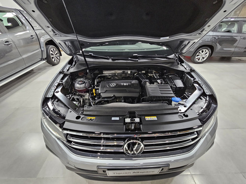 Volkswagen Tiguan Allspace 2.0 Tsi Life 4Motion Dsg