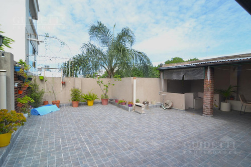 Departamento 3 Ambientes Con Terraza En Llavallol Al 4100