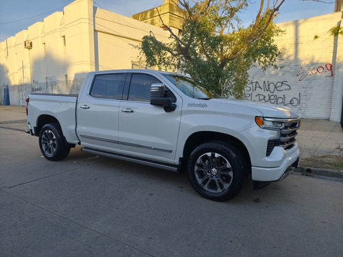 Chevrolet Silverado High Country 5.3 V8 High Country