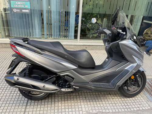 Imagen 4 de 5 de Kymco X Town 250 Xtown Excelente Estado