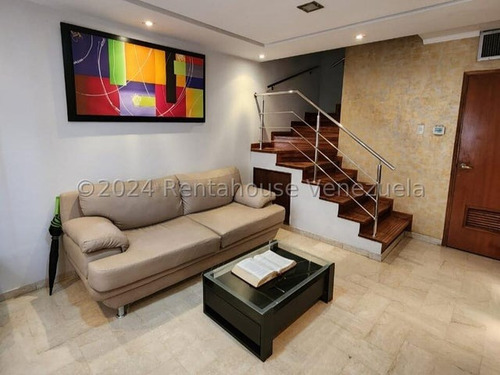 Townhouse En Alquiler Av Goajira Mls #24-27515 Rq