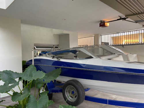 Lancha Bayliner Capri 2070 (20 Pies) Modelo 1992, Mexicana