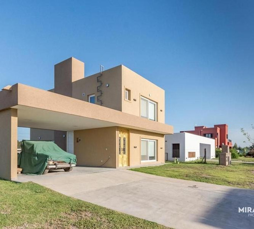 Imagen 2 de 27 de Casa 3 Dorm Palos Verdes Barrio Cerrado