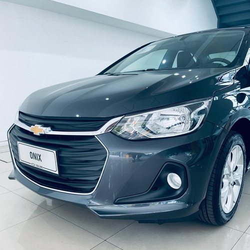 Chevrolet Onix plus LTZ 1.0T MT
