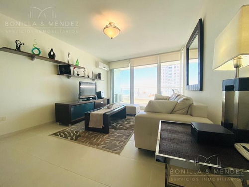Seasons Tower, 2 Suites, Toilette, Muy Buena Vista Al Puerto.