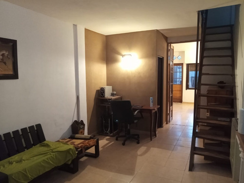 Imagen 4 de 21 de En 527 9 Y 10, En Venta Duplex De Tres Dormitorios, Patio Y Cochera