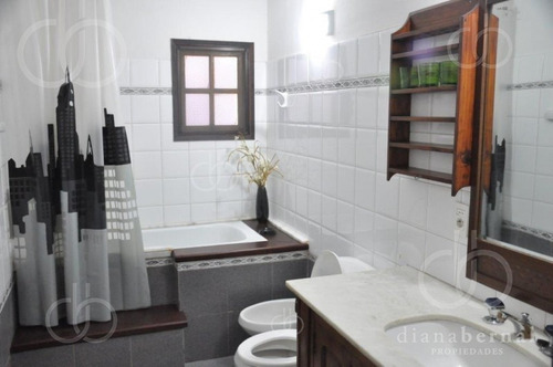Punta Del Este, Jardines De Cordoba, 4 Dormitorios Y Dependencia*- Ref: 42991