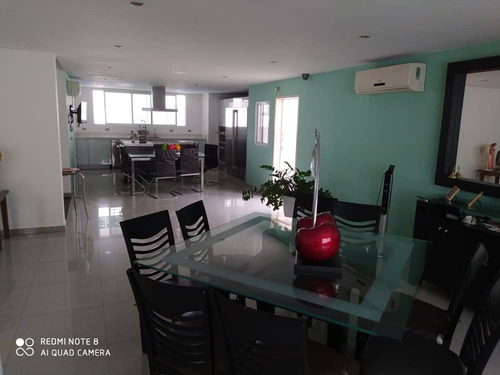 Imagen 4 de 14 de Se Vende Hermosa Y Lujosa Quinta Con Piscina El Castaño Zona Norte Las Delicias Maracay 04243785803
